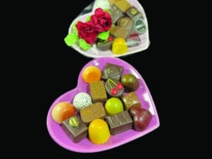 Hartvormig schaaltje met bonbons groot