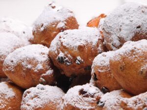 Oliebollen 10 + 1 gratis