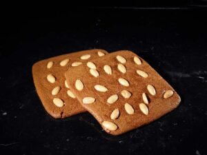 Speculaasbrokken met amandelen