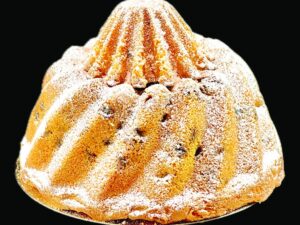 Tulband met rozijnen ± 900 gram